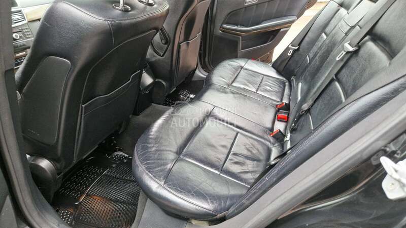 Mercedes Benz E 200 Elegance 220
