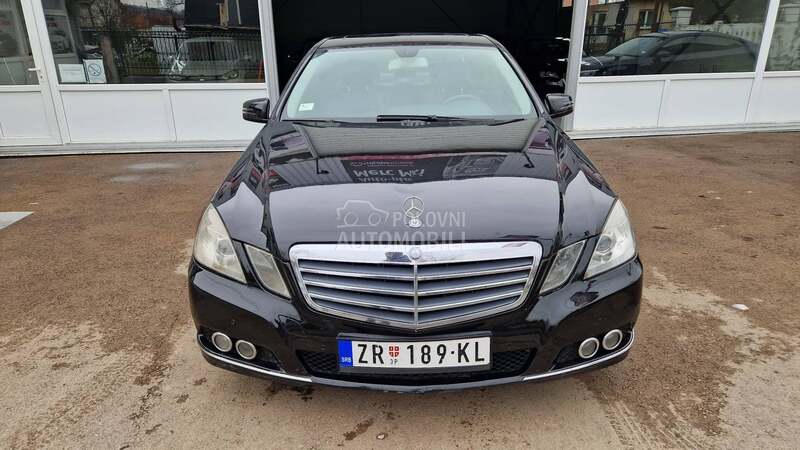 Mercedes Benz E 200 Elegance 220