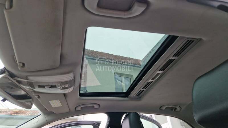 Mercedes Benz E 200 Elegance 220