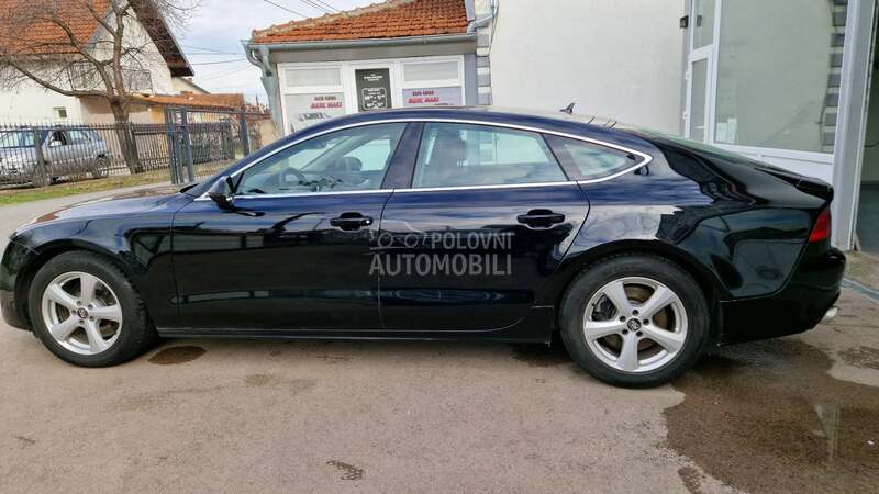 Audi A7 quattro Matrix