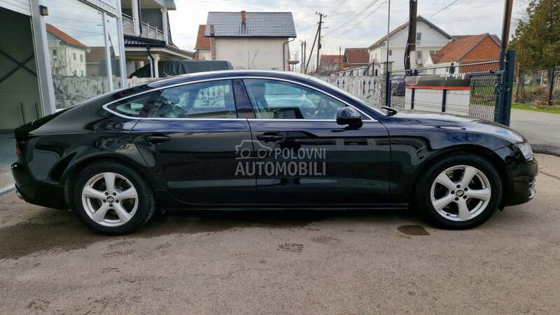 Audi A7 quattro Matrix