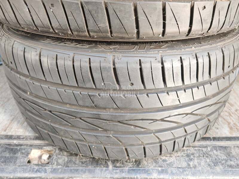 Falken 215/55 R17 Letnja