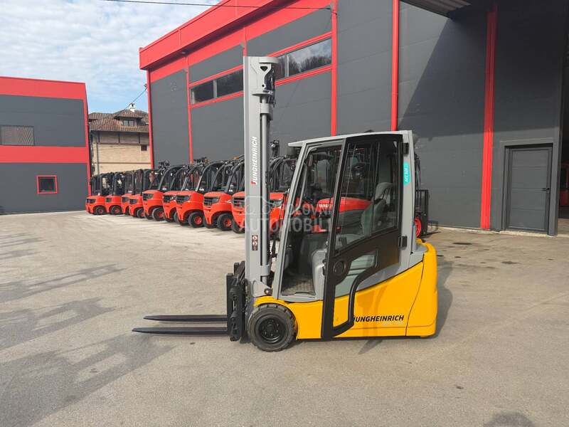 Jungheinrich 2 tone Triplex Pozicioner