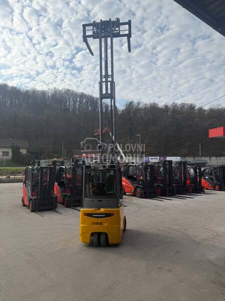 Jungheinrich 2 tone Triplex Pozicioner