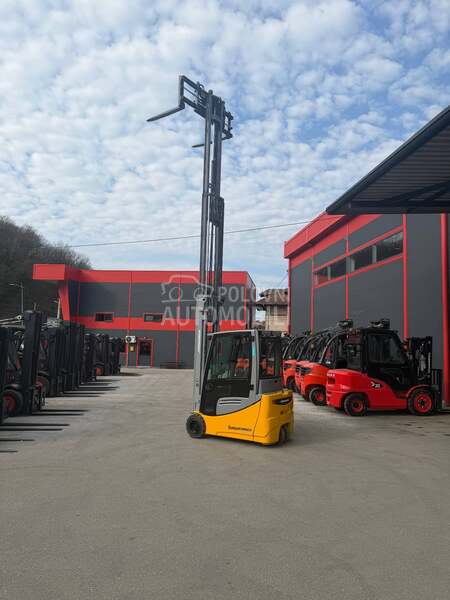 Jungheinrich 2 tone Triplex Pozicioner