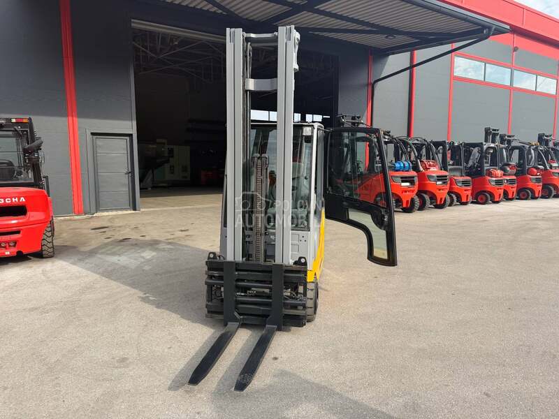 Jungheinrich 2 tone Triplex Pozicioner