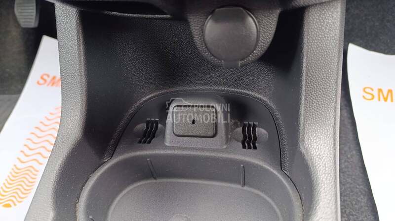 Opel Corsa D 1.2b SELECTION