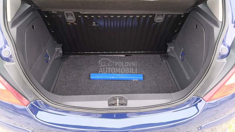 Opel Corsa D 1.2b SELECTION