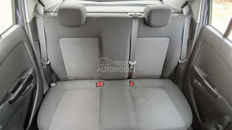 Opel Corsa D 1.2b SELECTION