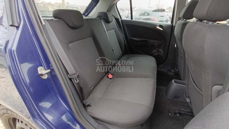 Opel Corsa D 1.2b SELECTION