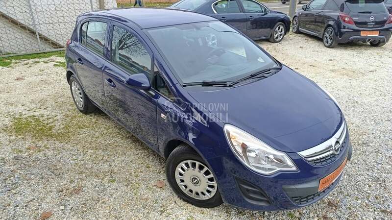 Opel Corsa D 1.2b SELECTION