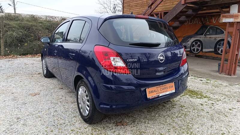 Opel Corsa D 1.2b SELECTION