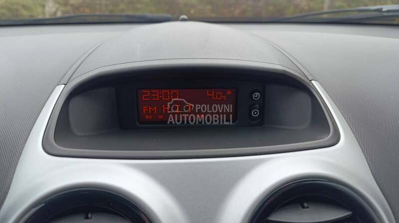 Opel Corsa D 1.2b SELECTION