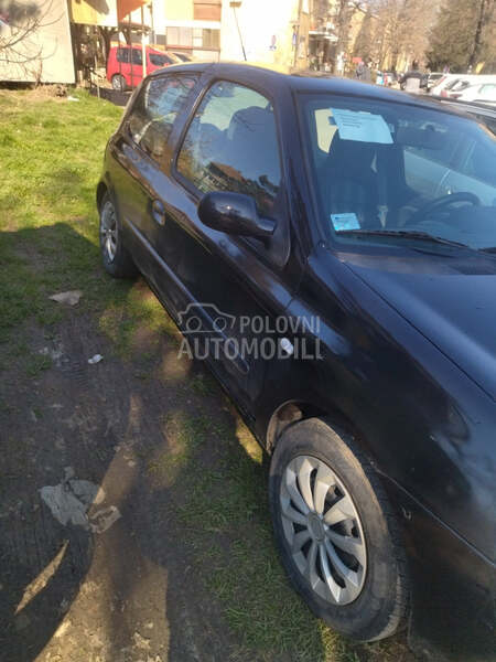 Renault Clio 