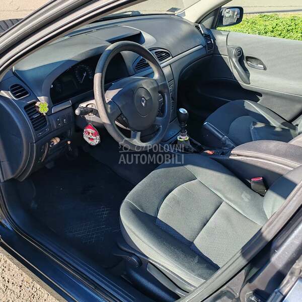 Renault Laguna 