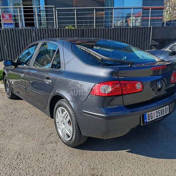 Renault Laguna 