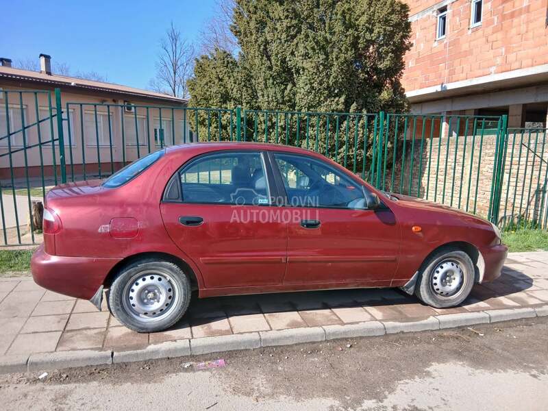 Daewoo Lanos 1.6