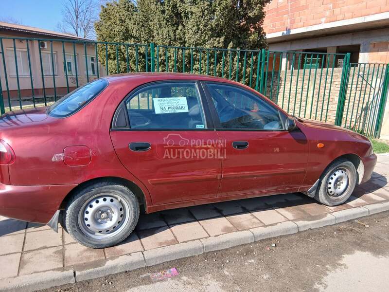 Daewoo Lanos 1.6