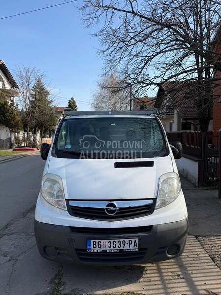 Opel Vivaro 
