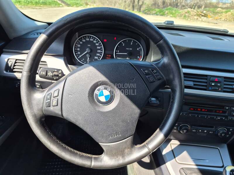 BMW 320d 320D