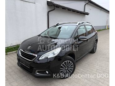 Peugeot 2008 1.2 ESSENCE
