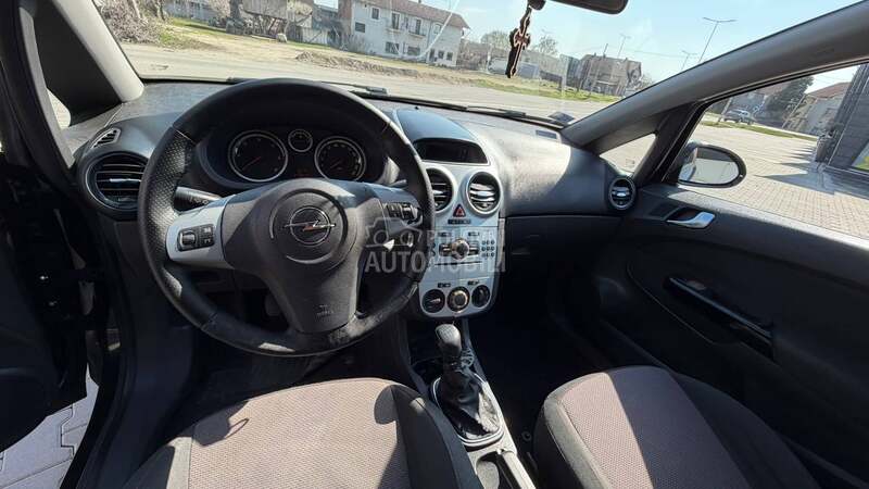 Opel Corsa D 1.3 cdti