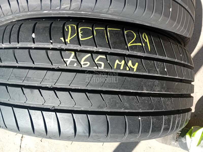 Kumho 215/55 R18 Letnja