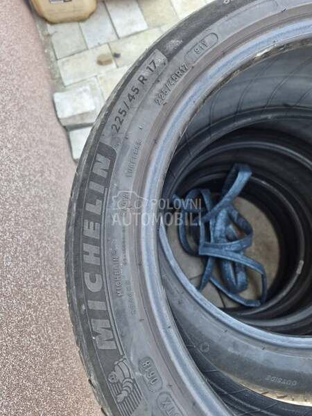 Michelin 225/45 R17 Letnja