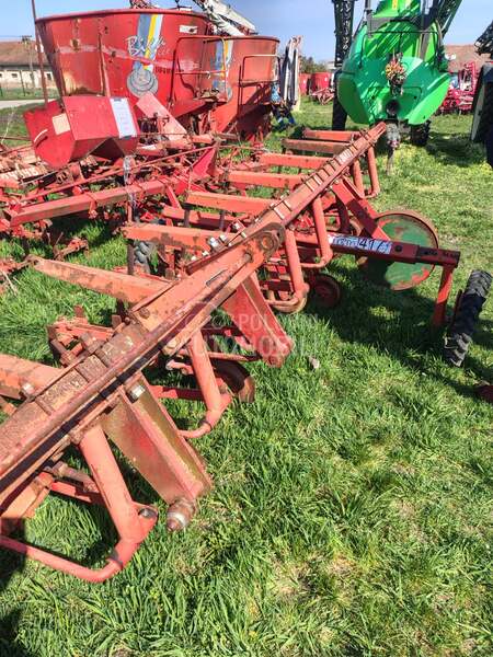 IMT Kultivator špartač