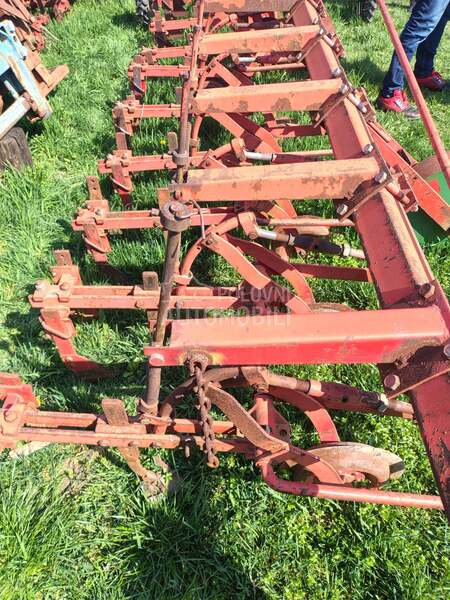 IMT Kultivator špartač