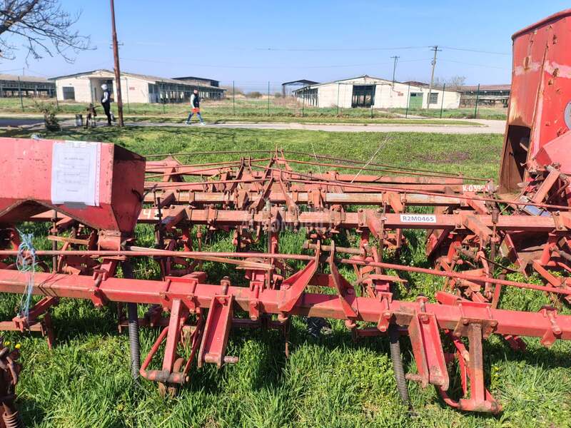 IMT Kultivator špartač