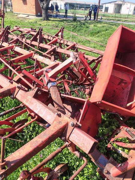 IMT Kultivator špartač