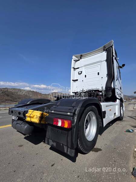 Mercedes Benz Actros