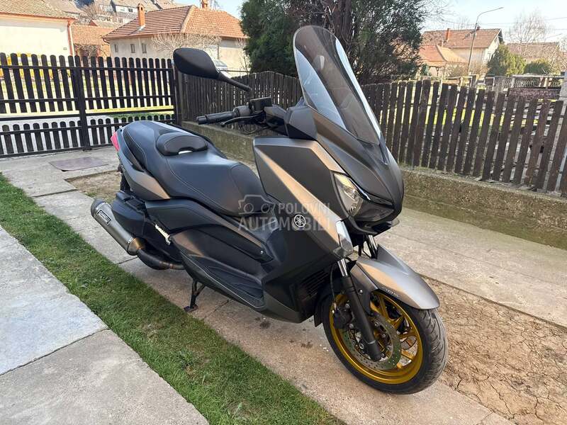 Yamaha X Max 400