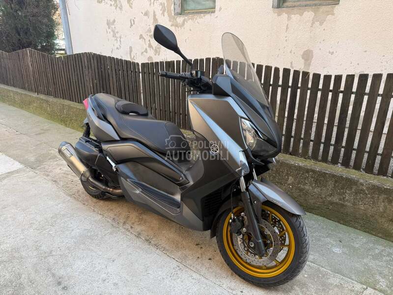 Yamaha X Max 400