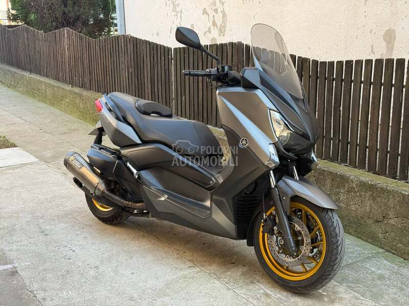 Yamaha X Max 400