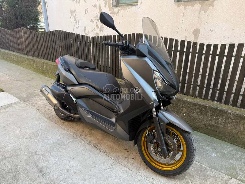 Yamaha X Max 400