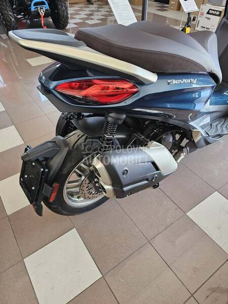 Piaggio Beverly 400