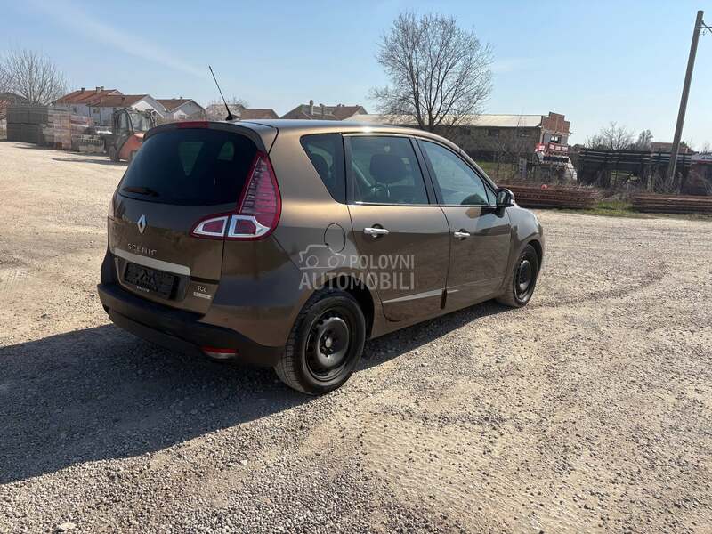 Renault Scenic 1.4