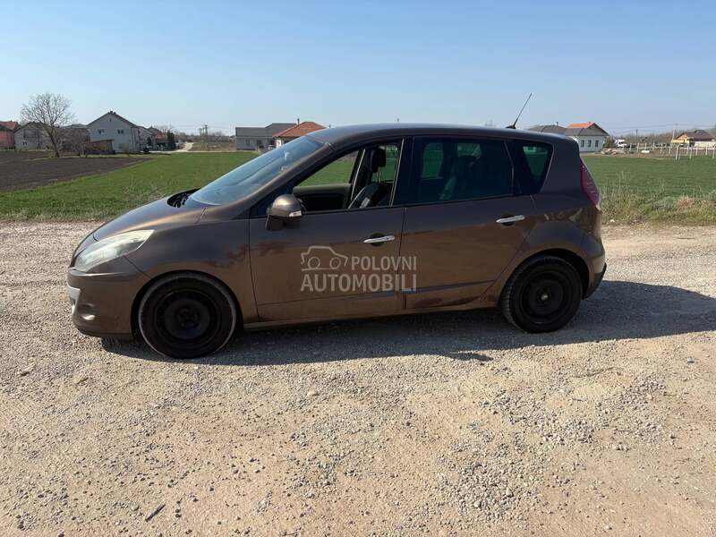 Renault Scenic 1.4