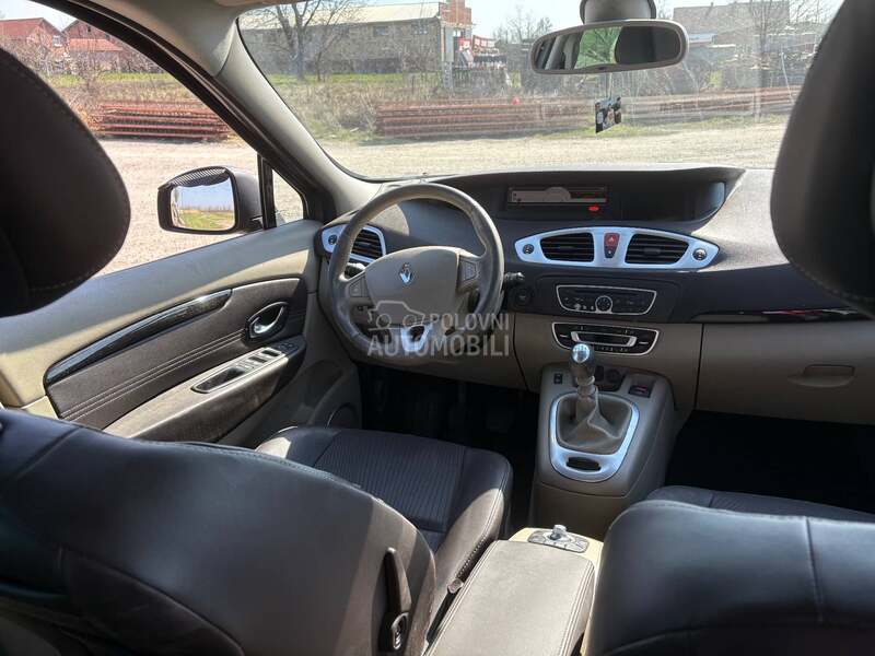 Renault Scenic 1.4