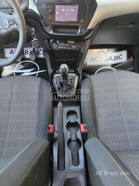 Opel Corsa E F 1.2 75 HP MT5