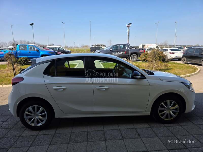 Opel Corsa E F 1.2 75 HP MT5
