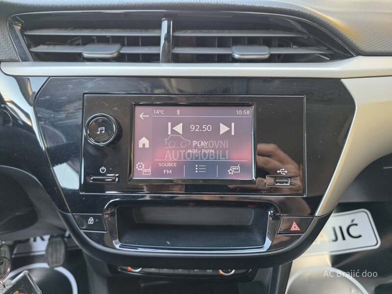 Opel Corsa E F 1.2 75 HP MT5