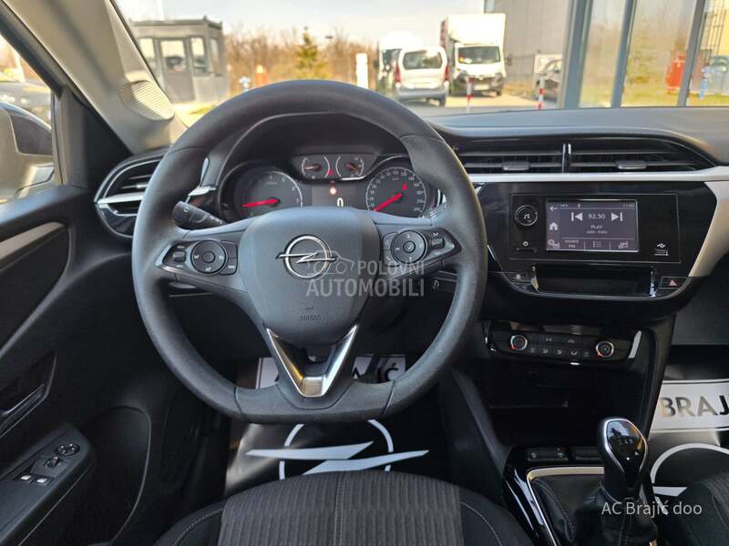 Opel Corsa E F 1.2 75 HP MT5
