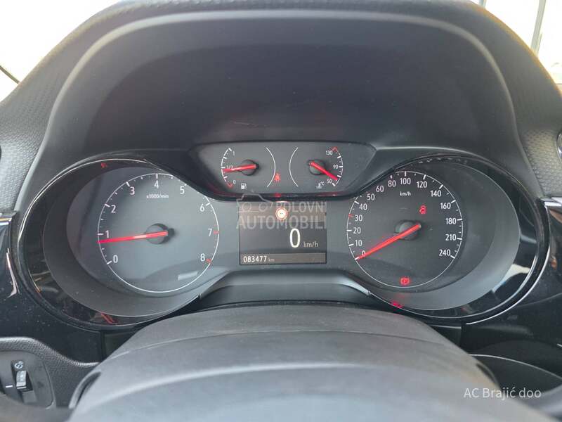 Opel Corsa E F 1.2 75 HP MT5