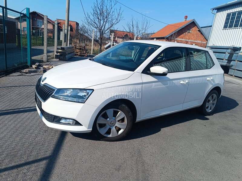 Škoda Fabia 1.0