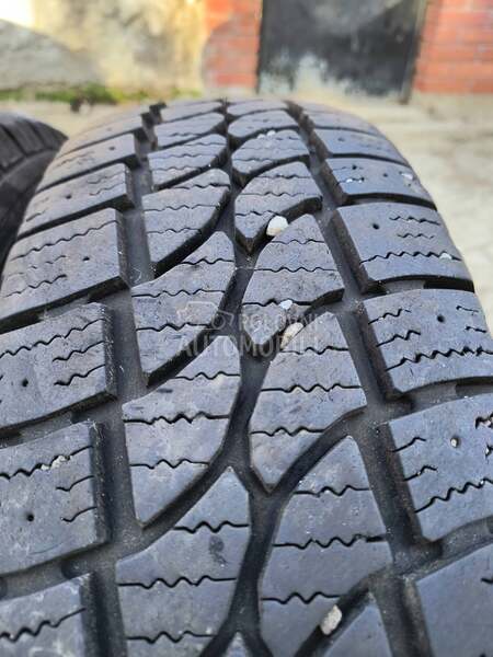 Riken 215/75 R16 Zimska