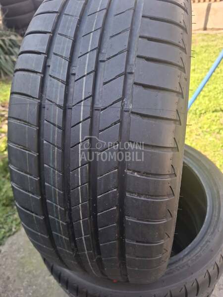 Bridgestone 225/40 R18 Letnja