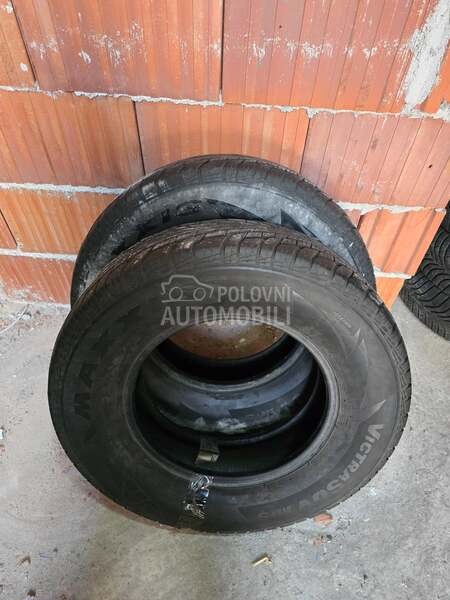 Maxxis 225/75 R16 Letnja